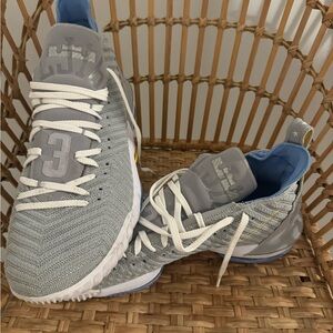 Nike Lebron 16 Size 16